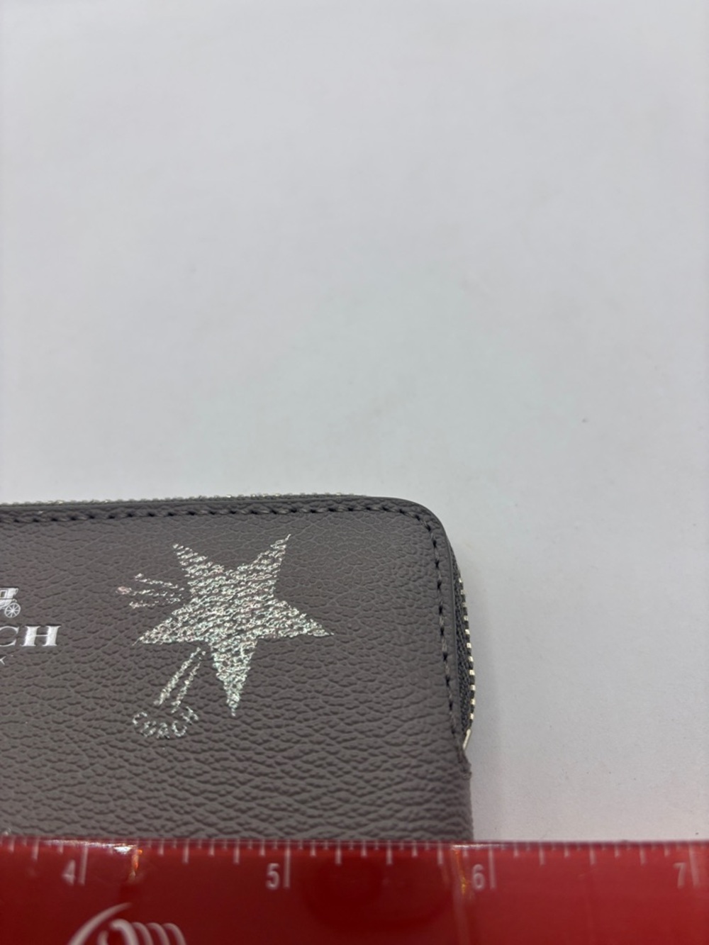 Coach Star Canyon print Gray wristlet leather w/silver star side zip shimmer - Picture 9 of 10